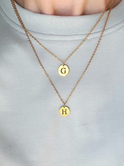 Bijoux Layered SHOP THE LOOK - 2 initials