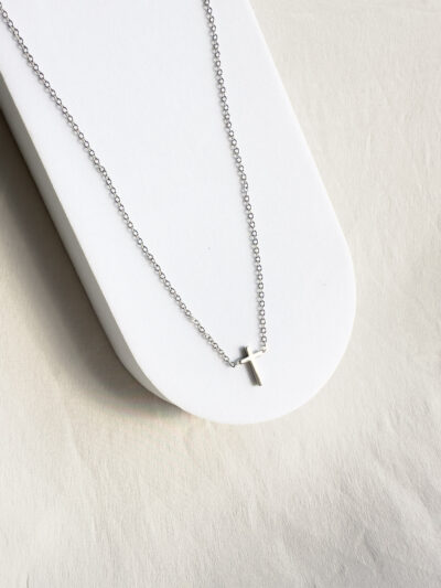 Cruzzia Necklace Silver