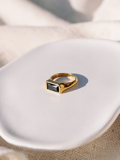 Kara Ring