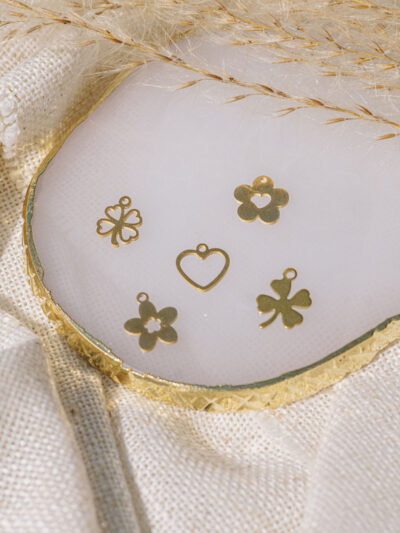 Clover x Flowers Charms
